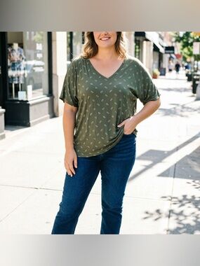 Penningtons Forest Green V-Neck Short Sleeve Top
